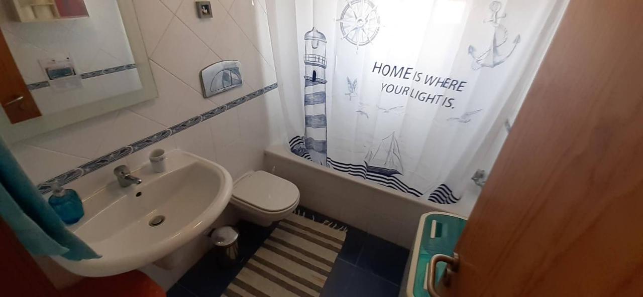 Holiday House Tocha Палхирос да Торча Екстериор снимка
